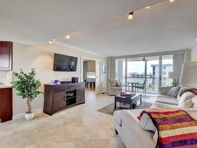 1 Harbourside Drive, Delray Beach, FL 33483