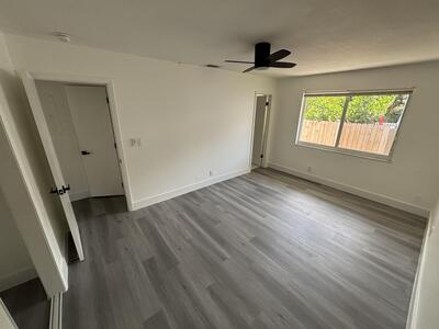 880 SE 12th Street, Fort Lauderdale, FL 33316