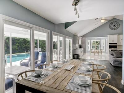 141 Pine Hill Trail W, Tequesta, FL 33469