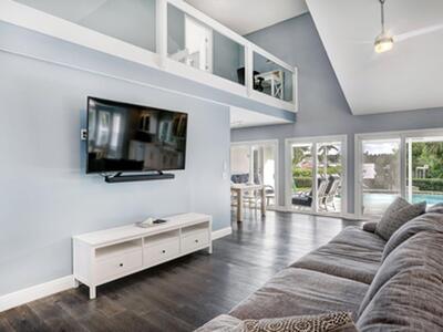 141 Pine Hill Trail W, Tequesta, FL 33469