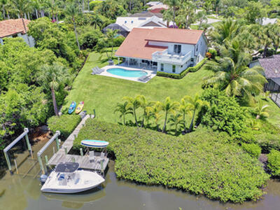 141 Pine Hill Trail W, Tequesta, FL 33469