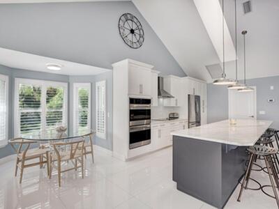 141 Pine Hill Trail W, Tequesta, FL 33469