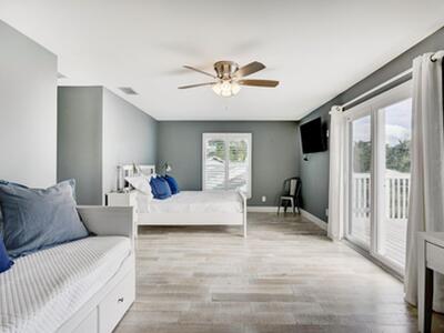 141 Pine Hill Trail W, Tequesta, FL 33469