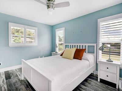 141 Pine Hill Trail W, Tequesta, FL 33469