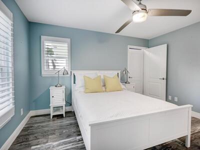 141 Pine Hill Trail W, Tequesta, FL 33469