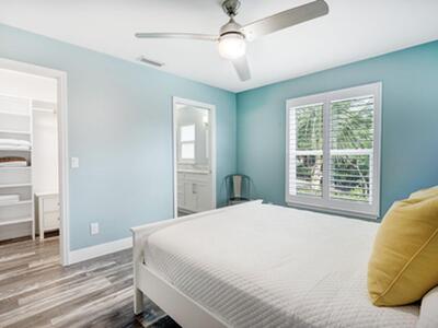 141 Pine Hill Trail W, Tequesta, FL 33469