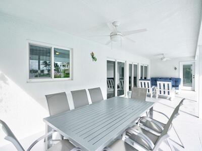 141 Pine Hill Trail W, Tequesta, FL 33469