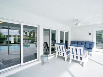 141 Pine Hill Trail W, Tequesta, FL 33469