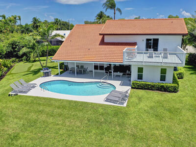 141 Pine Hill Trail W, Tequesta, FL 33469