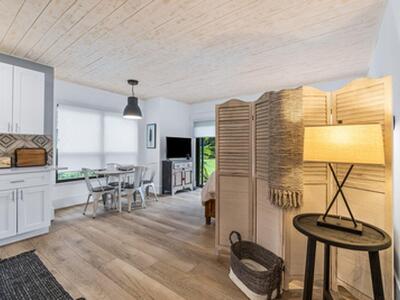 11863 Wimbledon Circle, Wellington, FL 33414