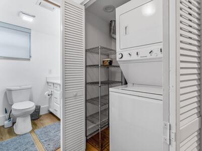 11863 Wimbledon Circle, Wellington, FL 33414