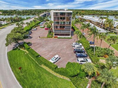 225 Beach Road, Tequesta, FL 33469