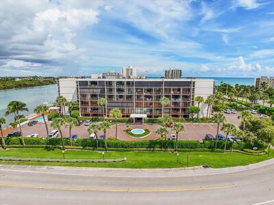 225 Beach Road, Tequesta, FL 33469