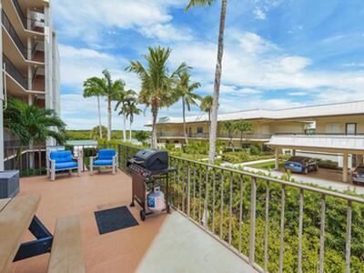 225 Beach Road, Tequesta, FL 33469