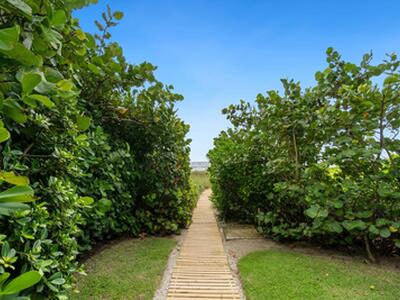 2225 S Ocean Boulevard, Delray Beach, FL 33483