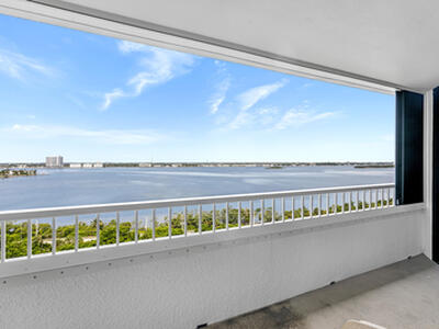 5070 N Ocean Drive, Singer Island, FL 33404