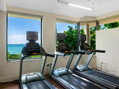 5070 N Ocean Drive, Singer Island, FL 33404