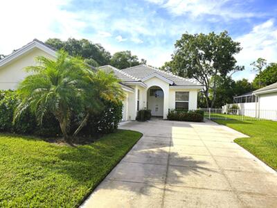 5131 SE Sweetbrier Terrace