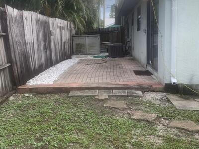 6030 Wolfe Street, Jupiter, FL 33458