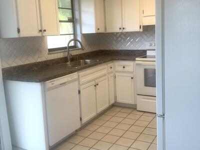 6030 Wolfe Street, Jupiter, FL 33458