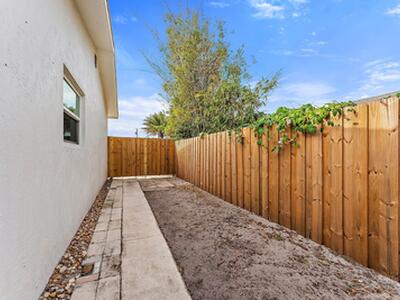 513 E Whitney Drive, Jupiter, FL 33458