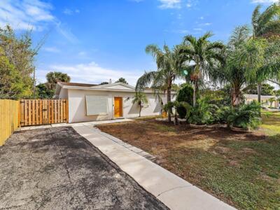 513 E Whitney Drive, Jupiter, FL 33458
