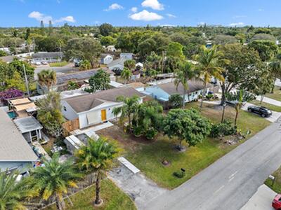 513 E Whitney Drive, Jupiter, FL 33458