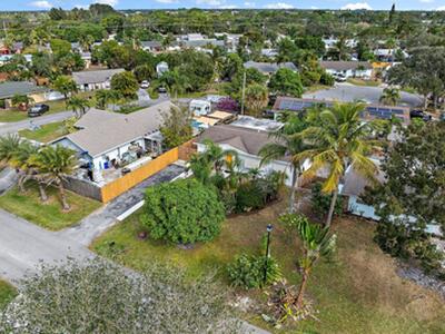 513 E Whitney Drive, Jupiter, FL 33458