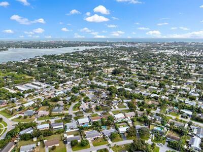513 E Whitney Drive, Jupiter, FL 33458