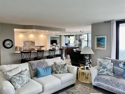 5420 N Ocean Drive, Singer Island, FL 33404