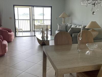 6866 Huntington Lane, Delray Beach, FL 33446