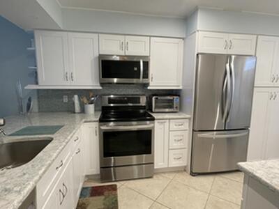 6866 Huntington Lane, Delray Beach, FL 33446