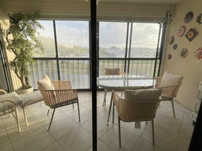 6866 Huntington Lane, Delray Beach, FL 33446