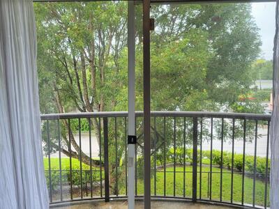 1400 Crestwood Court S, Royal Palm Beach, FL 33411