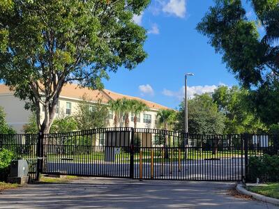 1400 Crestwood Court S, Royal Palm Beach, FL 33411