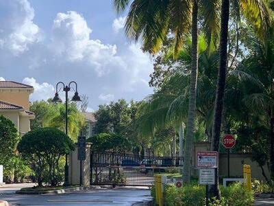 1400 Crestwood Court S, Royal Palm Beach, FL 33411