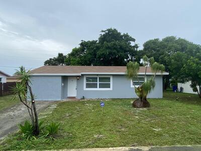 811 SW 12 Court, Deerfield Beach, FL 33441