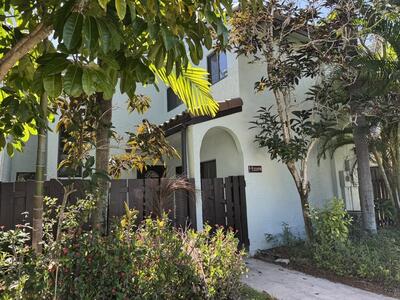 22378 Pineapple Walk Drive, Boca Raton, FL 33433