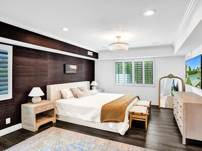 915 N Swinton Avenue, Delray Beach, FL 33444