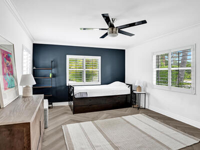 915 N Swinton Avenue, Delray Beach, FL 33444