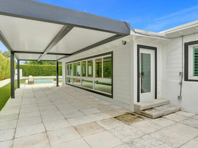 915 N Swinton Avenue, Delray Beach, FL 33444