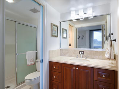 2000 Presidential Way, West Palm Beach, FL 33401