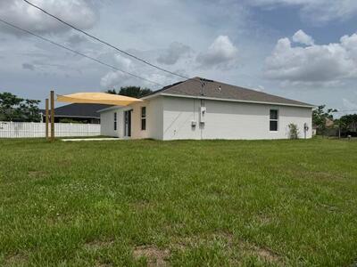 591 SW Halifax Avenue, Port Saint Lucie, FL 34953