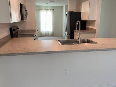 591 SW Halifax Avenue, Port Saint Lucie, FL 34953