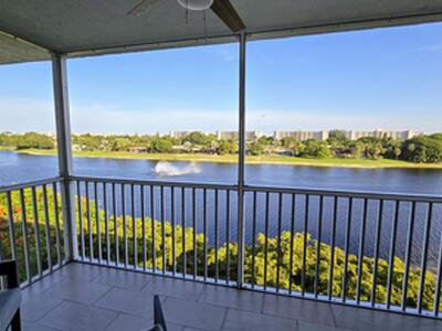 3150 N Course Lane, Pompano Beach, FL 33069