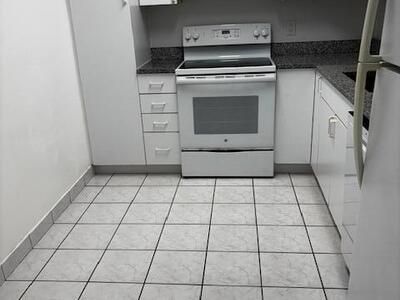 5280 NW 2nd Avenue, Boca Raton, FL 33487