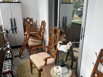 271 Chatham N, West Palm Beach, FL 33417