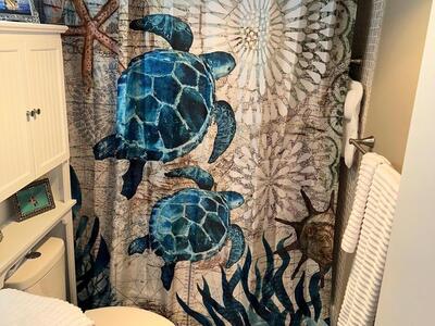 271 Chatham N, West Palm Beach, FL 33417