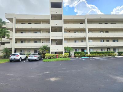 3178 Via Poinciana 402, Lake Worth, FL 33467