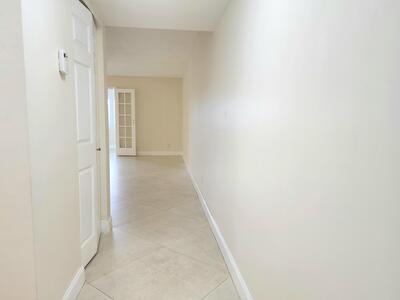 3178 Via Poinciana 402, Lake Worth, FL 33467